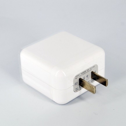 Caricatore rapido portatile universale per telefono cellulare 5W 12W 18W 20W 30W 40W 66W