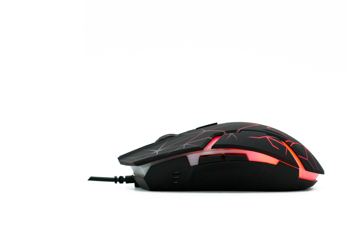 Mouse per computer cablato RGB luce di fondo arcobaleno Leggero Sensore ad alte prestazioni Impostazioni precise 6D DPI Per giocatori Giocatori di sport elettronici