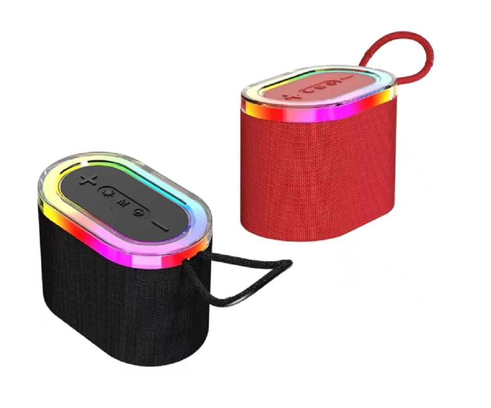 Altoparlante Bluetooth 5.3 portatile con batteria da 800mAh, supporta AUX, scheda TF e riproduzione USB, include luci RGB integrate