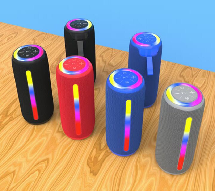 Altoparlante Bluetooth per esterni, 5W*2, driver da 57 mm, 1200mAh, multi-play (BT/AUX/TF/USB)