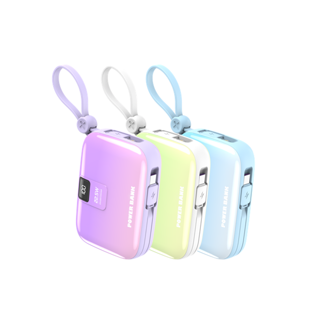 10,000mAh Gradient Power Bank-22.5W Fast Charge, Dual USB-C & Lightning, 3 colori